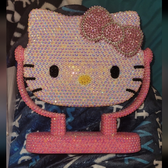 Hello Kitty Rhinestone Mirror w Stand - Picture 5 of 6